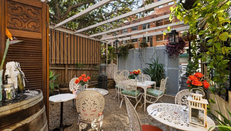 308 HARRIS GARDEN
